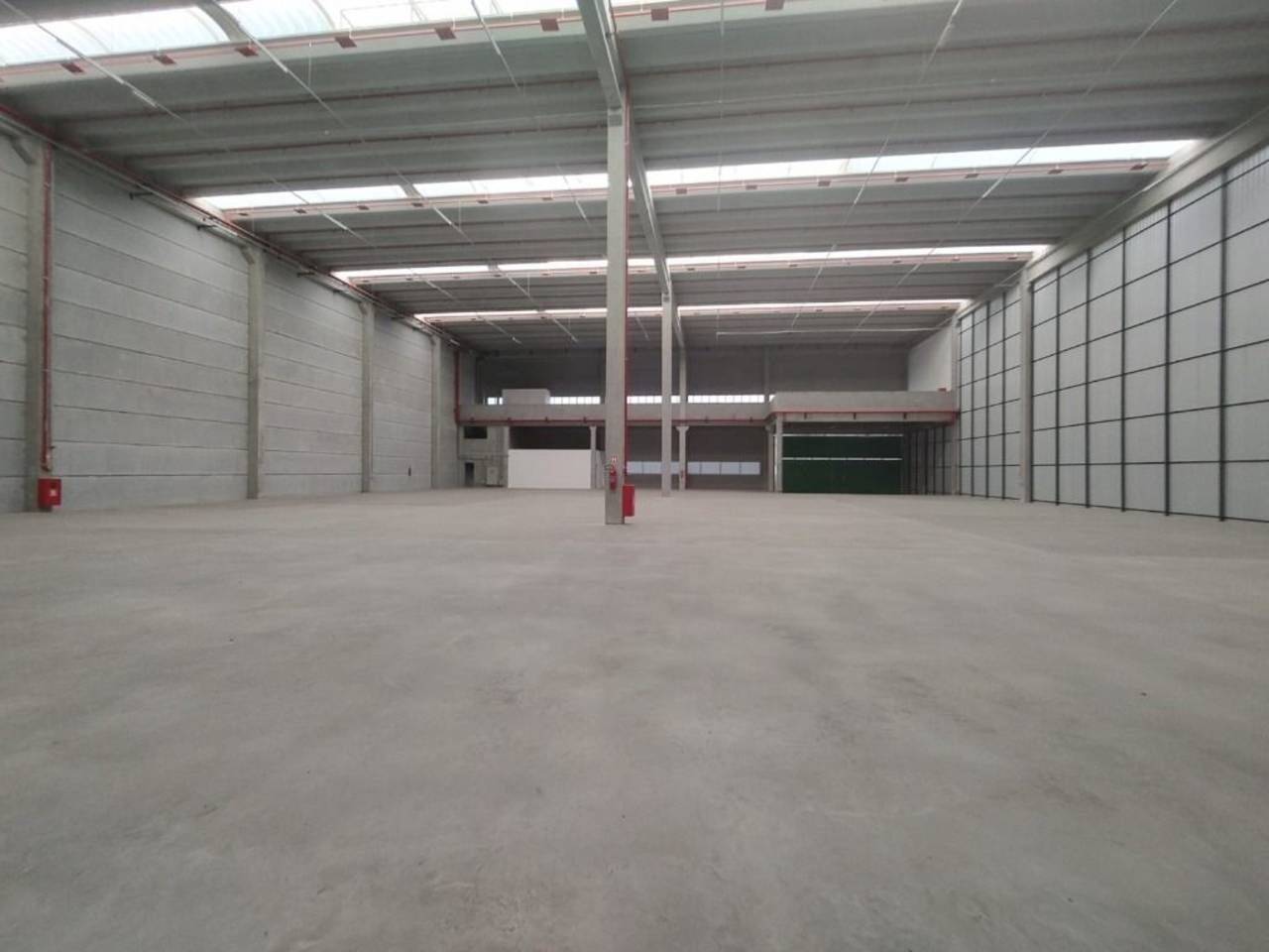 Depósito-Galpão, 1192 m² - Foto 1