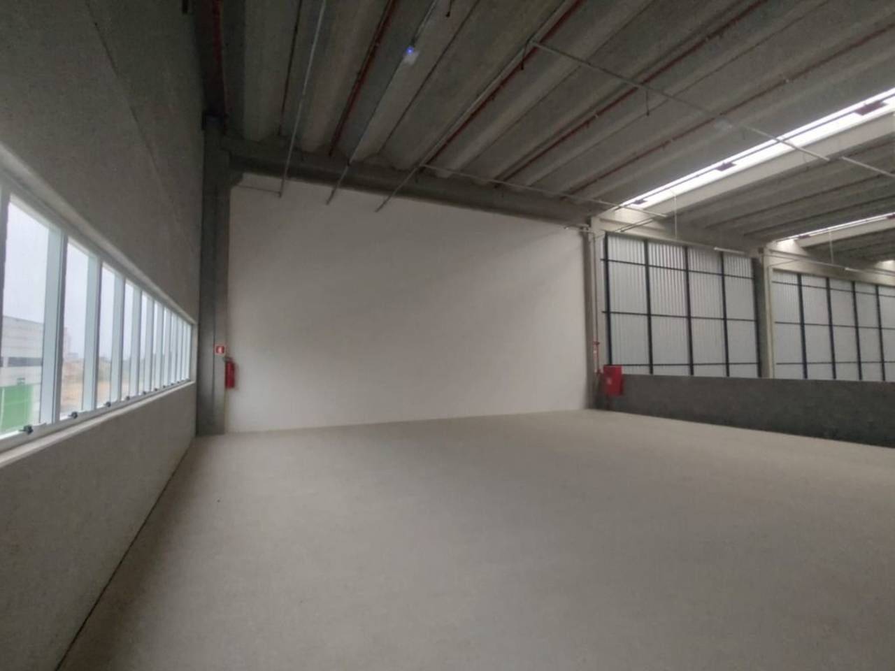 Depósito-Galpão, 2795 m² - Foto 2