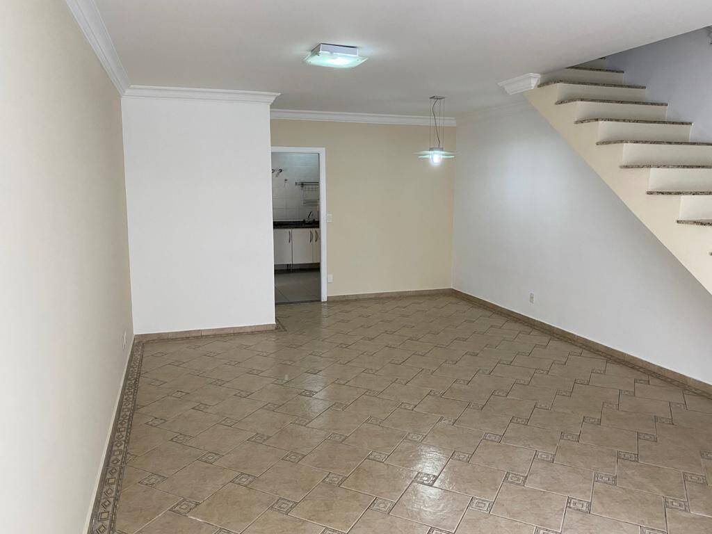 Casa, 3 quartos, 110 m² - Foto 1