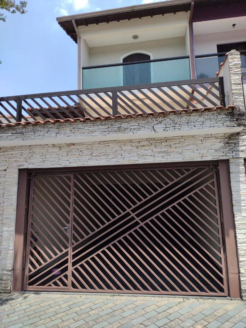 Sobrado, 3 quartos, 200 m² - Foto 1