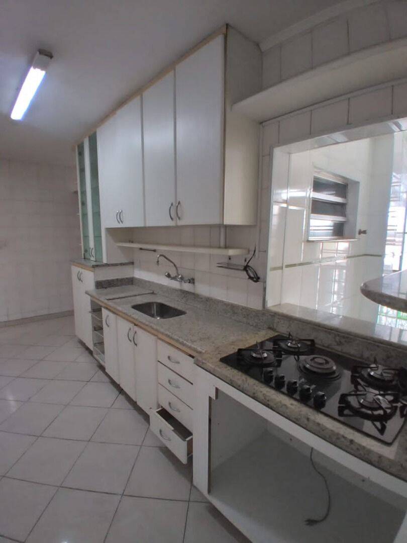 Sobrado, 3 quartos, 273 m² - Foto 1