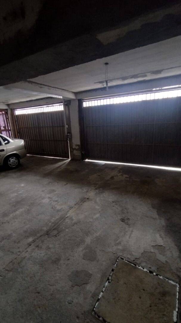 Casa, 5 quartos, 227 m² - Foto 2