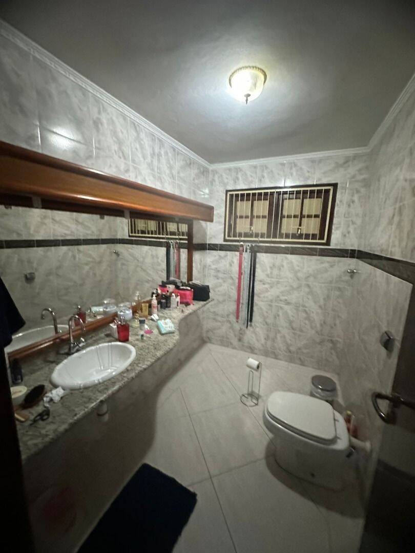 Sobrado, 3 quartos, 282 m² - Foto 19