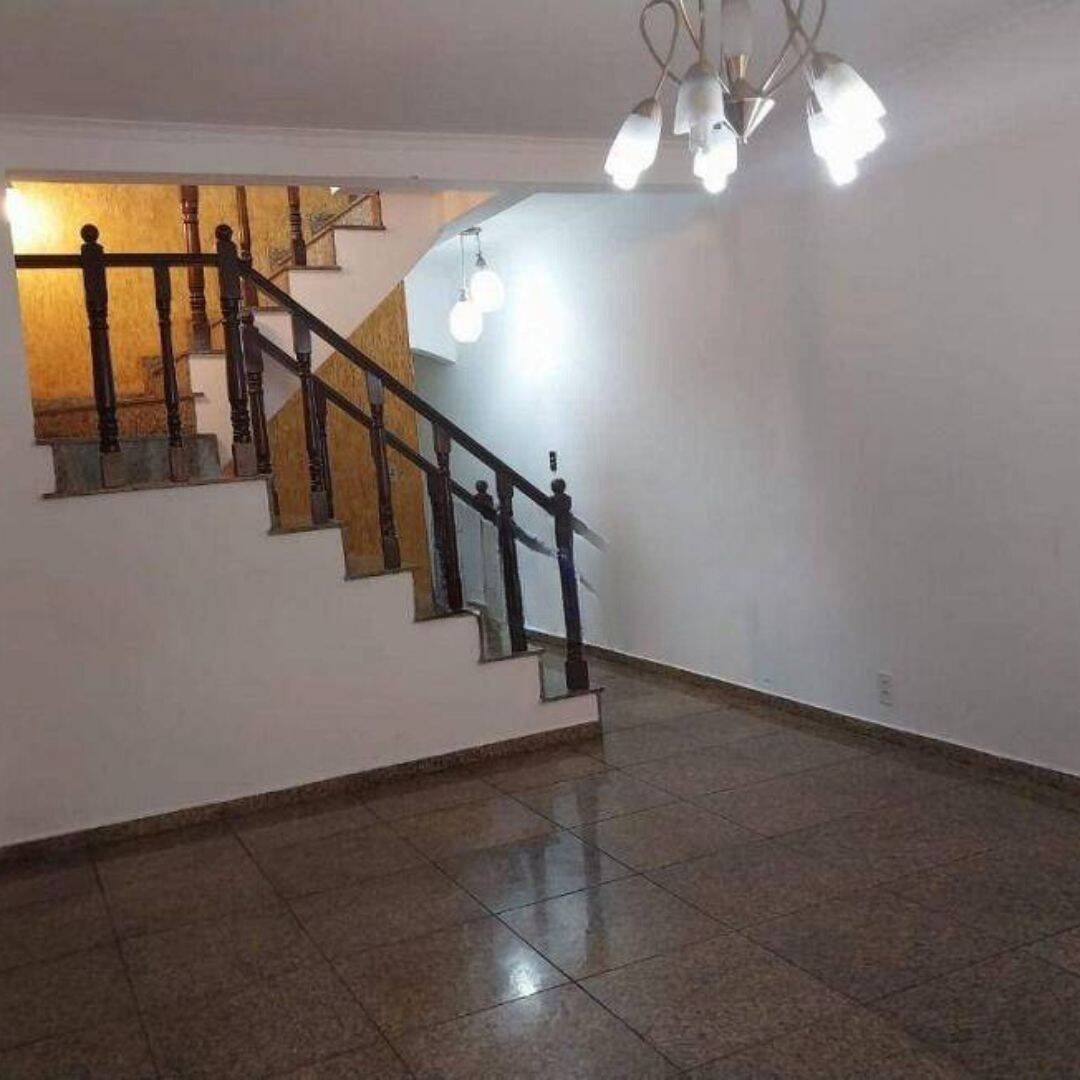 Sobrado, 3 quartos, 190 m² - Foto 1