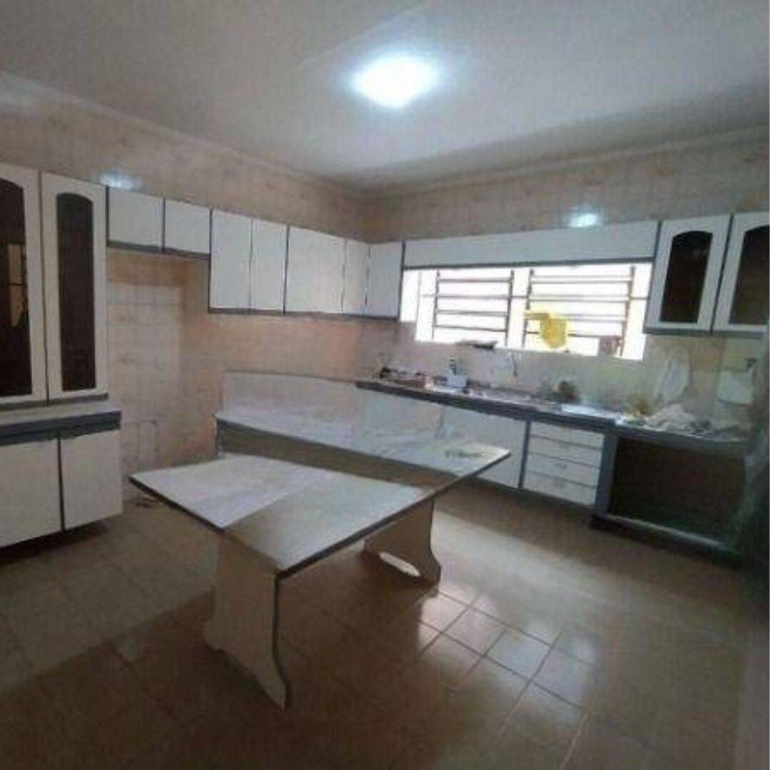 Sobrado, 4 quartos, 207 m² - Foto 3