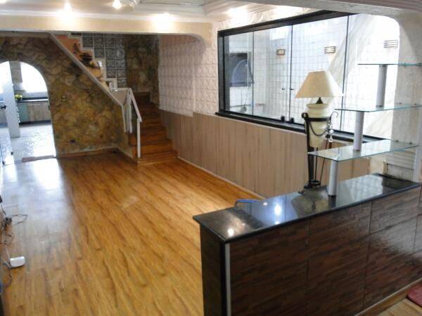 Sobrado, 3 quartos, 273 m² - Foto 2