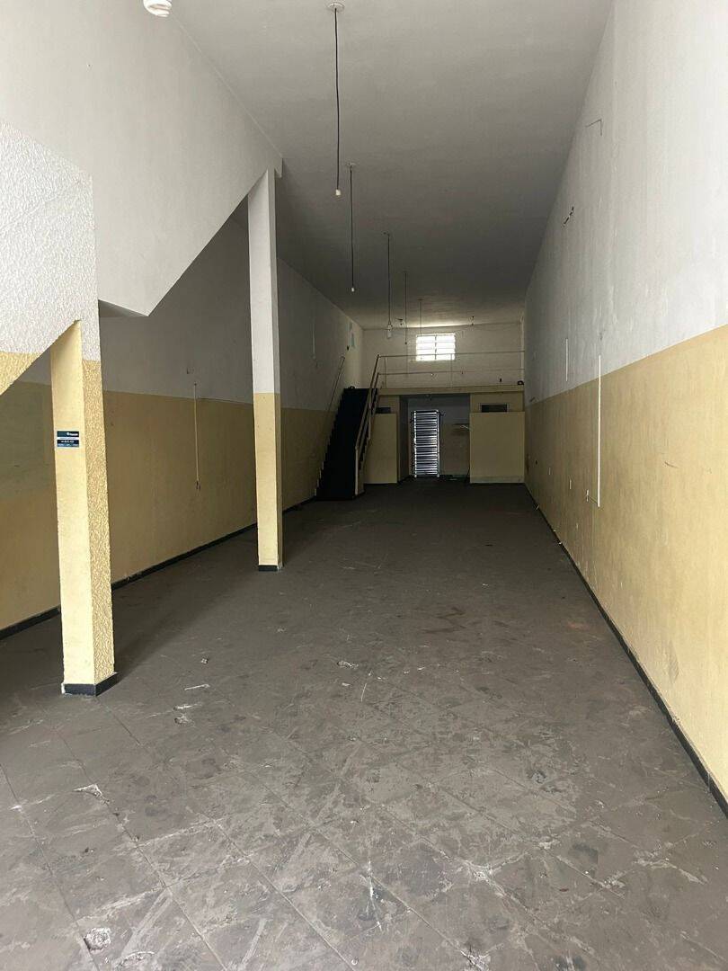 Loja-Salão, 145 m² - Foto 1