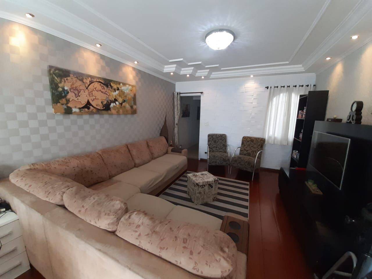 Sobrado, 3 quartos, 270 m² - Foto 1