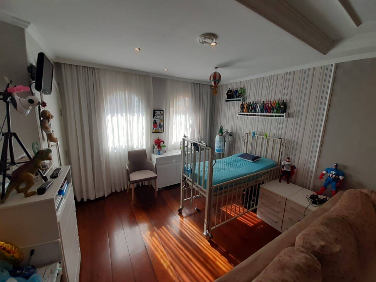 Sobrado, 3 quartos, 270 m² - Foto 7