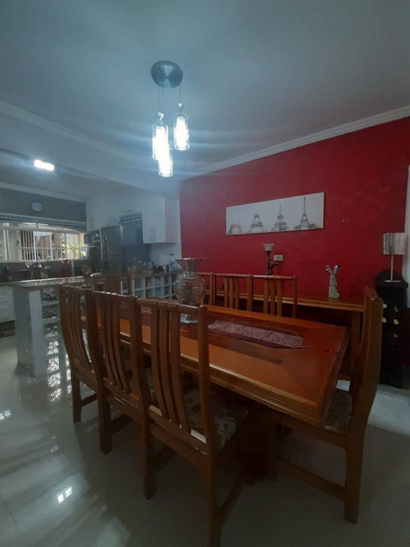 Sobrado, 3 quartos, 270 m² - Foto 9