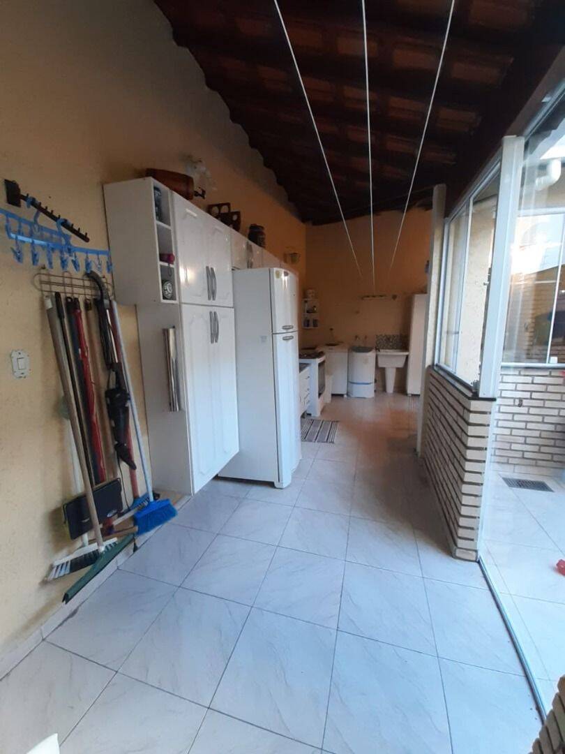 Sobrado, 3 quartos, 270 m² - Foto 24