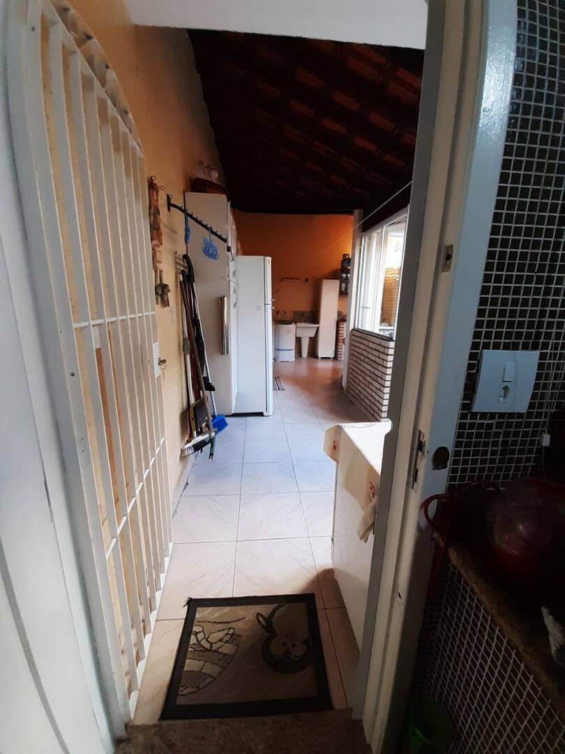 Sobrado, 3 quartos, 270 m² - Foto 25