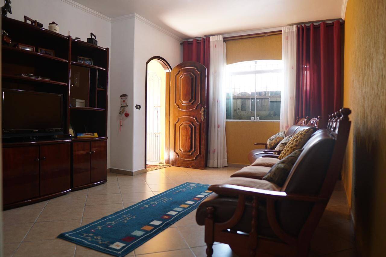Sobrado, 3 quartos, 194 m² - Foto 4