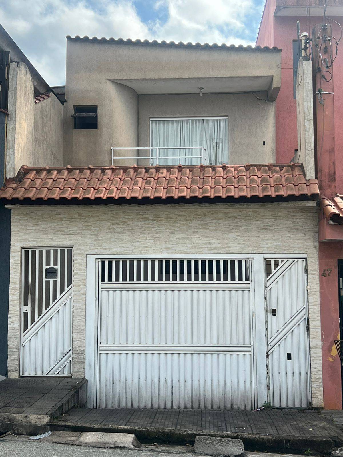 Sobrado, 3 quartos, 215 m² - Foto 1