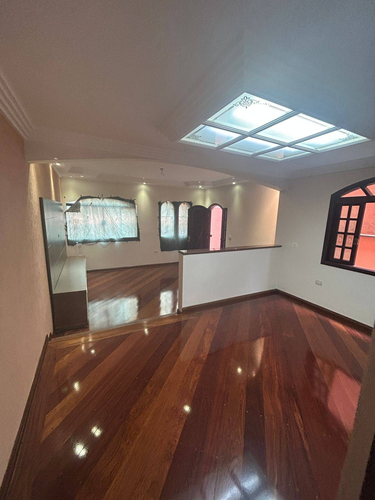 Casa, 3 quartos, 262 m² - Foto 1