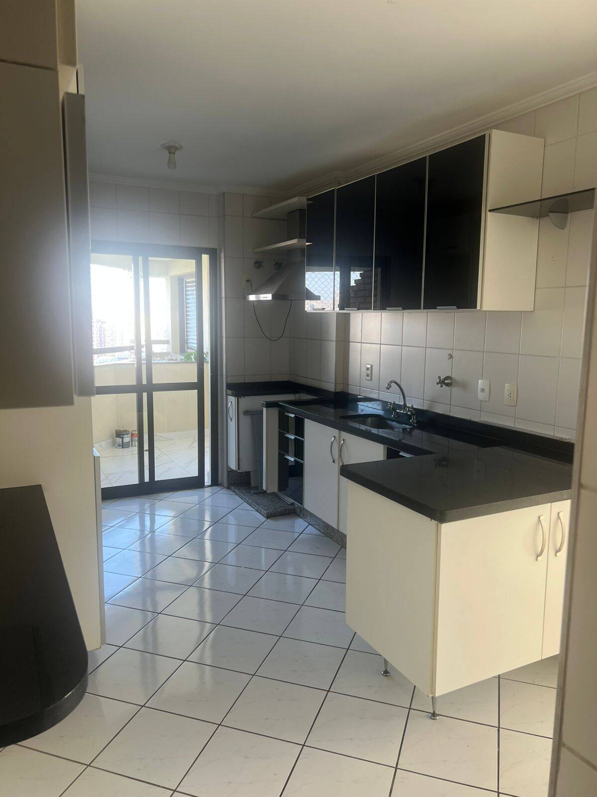 Apartamento, 3 quartos, 143 m² - Foto 2