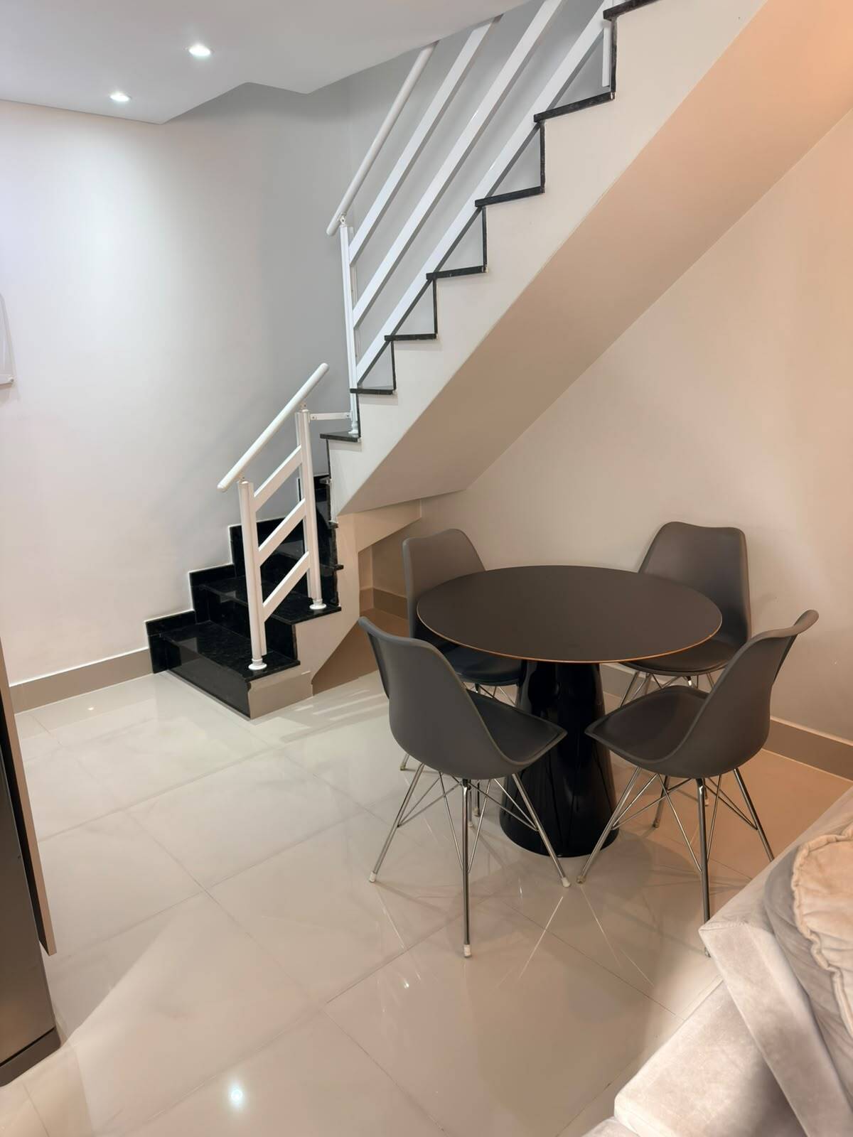 Apartamento, 2 quartos, 106 m² - Foto 2
