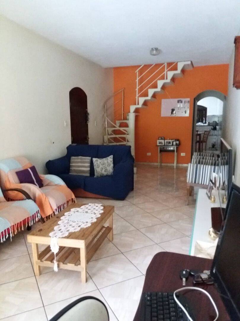 Sobrado, 4 quartos, 240 m² - Foto 2