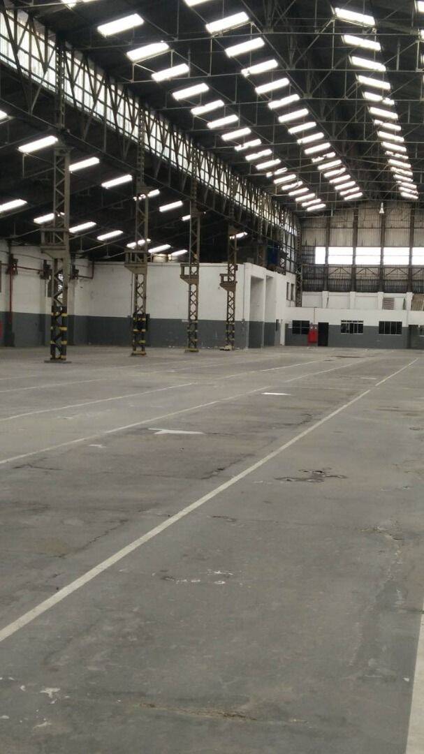Depósito-Galpão, 5500 m² - Foto 1