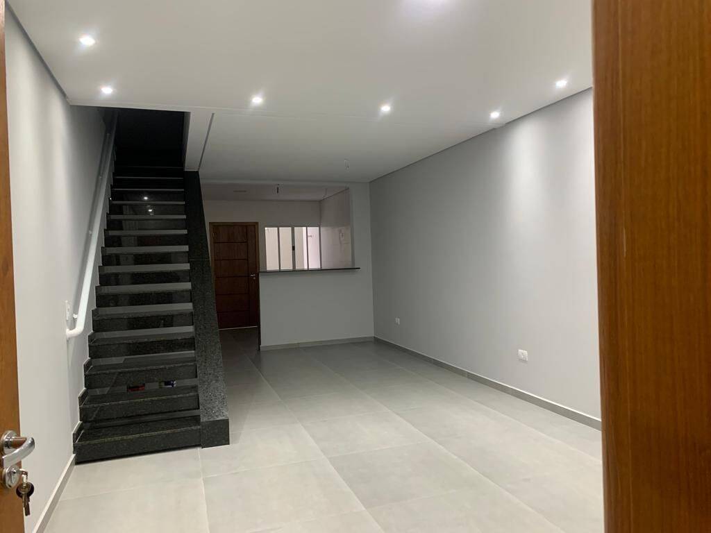Sobrado, 3 quartos, 210 m² - Foto 1