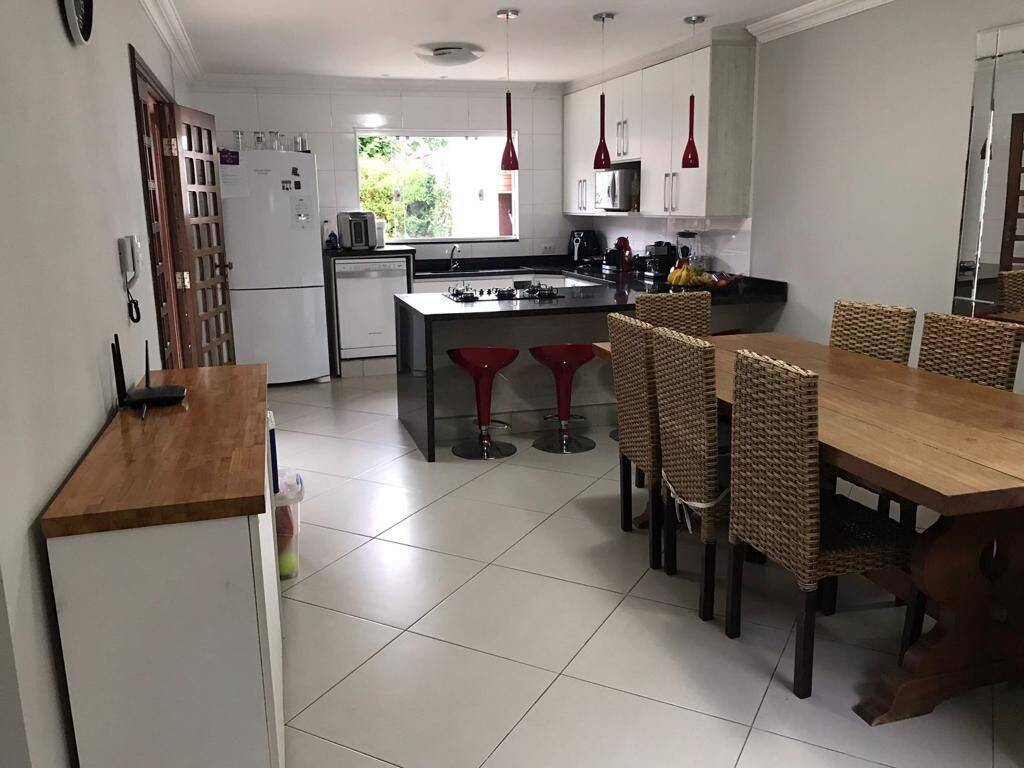 Casa, 3 quartos, 269 m² - Foto 10