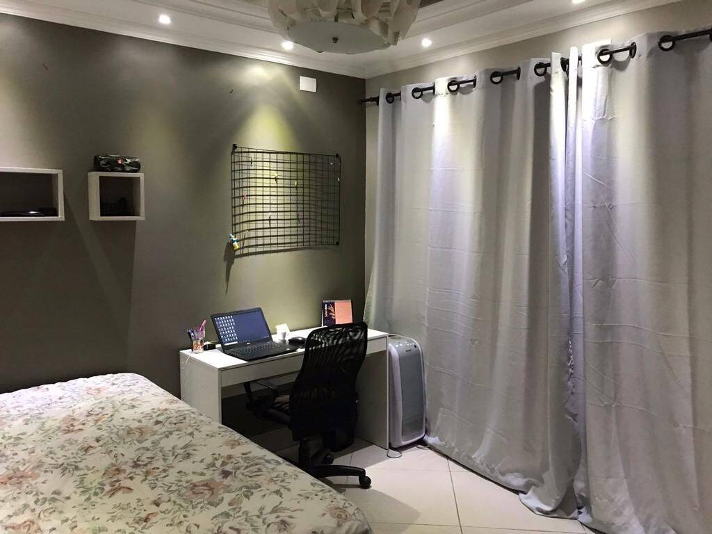 Casa, 3 quartos, 269 m² - Foto 17