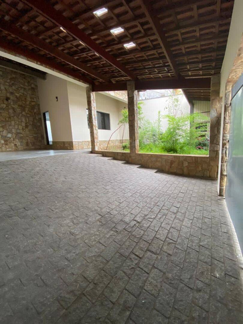 Casa, 3 quartos, 240 m² - Foto 8