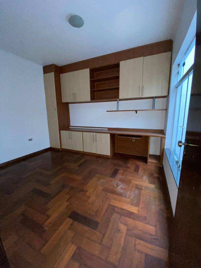 Casa, 3 quartos, 240 m² - Foto 15