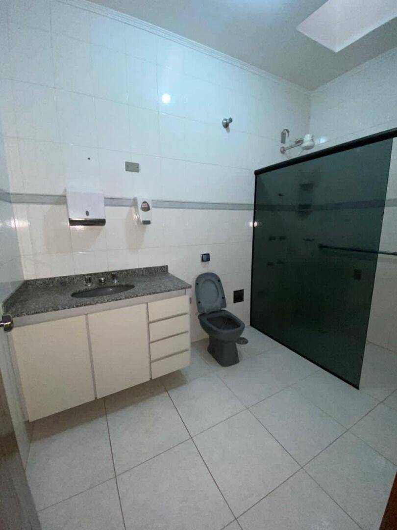 Casa, 3 quartos, 240 m² - Foto 25