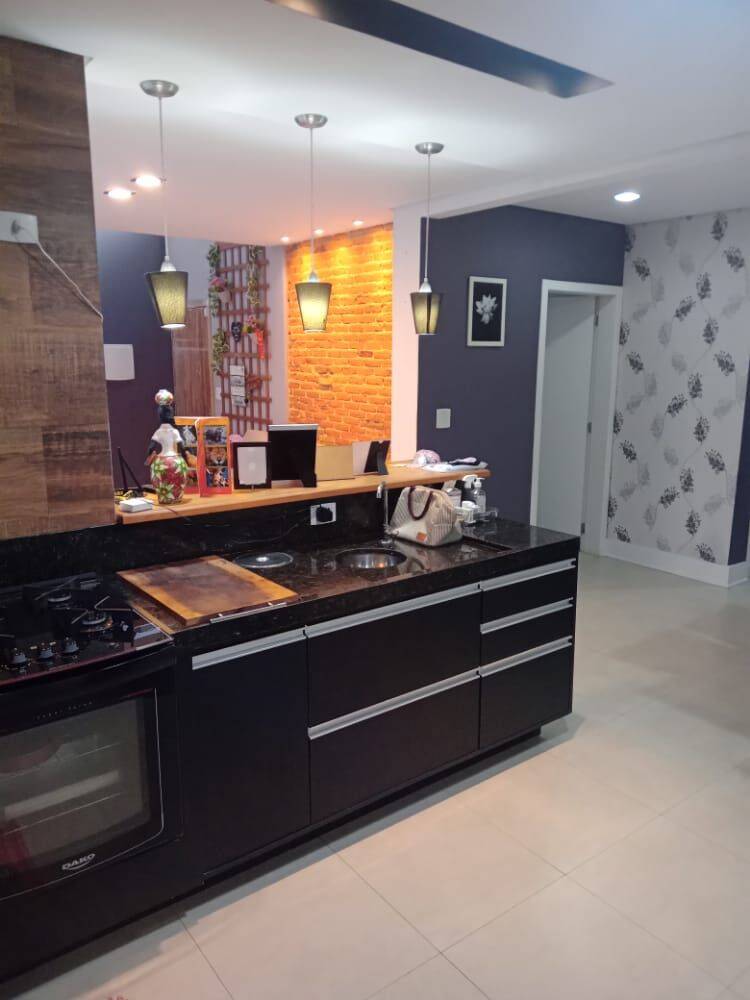 Casa, 3 quartos, 224 m² - Foto 5