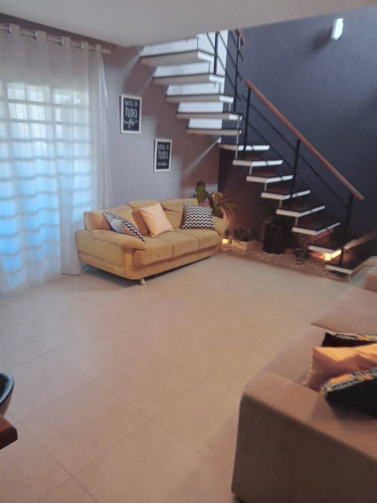 Casa, 3 quartos, 224 m² - Foto 9