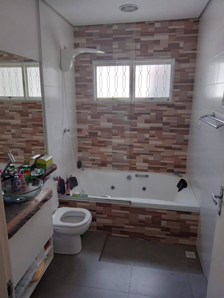 Casa, 3 quartos, 224 m² - Foto 24