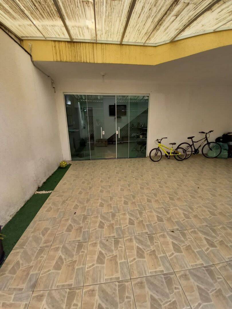 Sobrado, 2 quartos, 107 m² - Foto 2