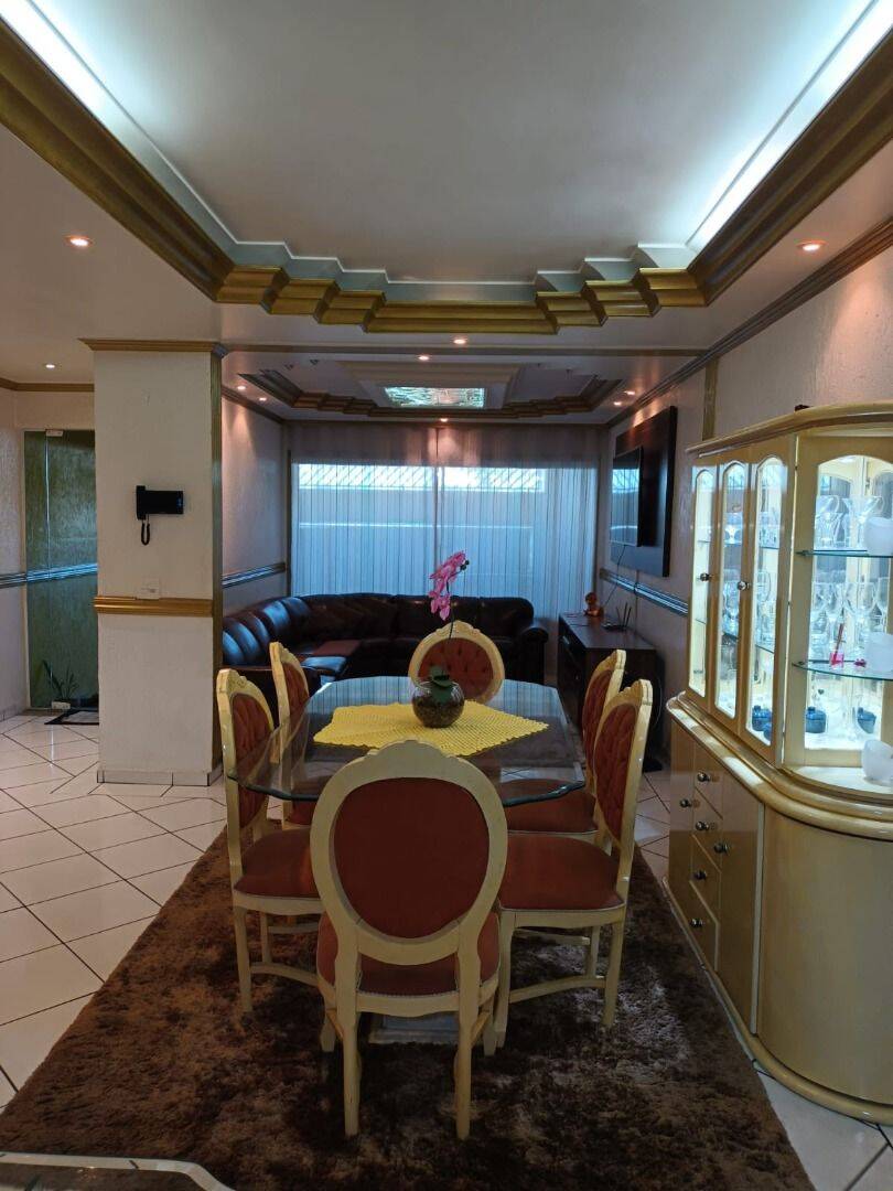 Sobrado, 4 quartos, 299 m² - Foto 3