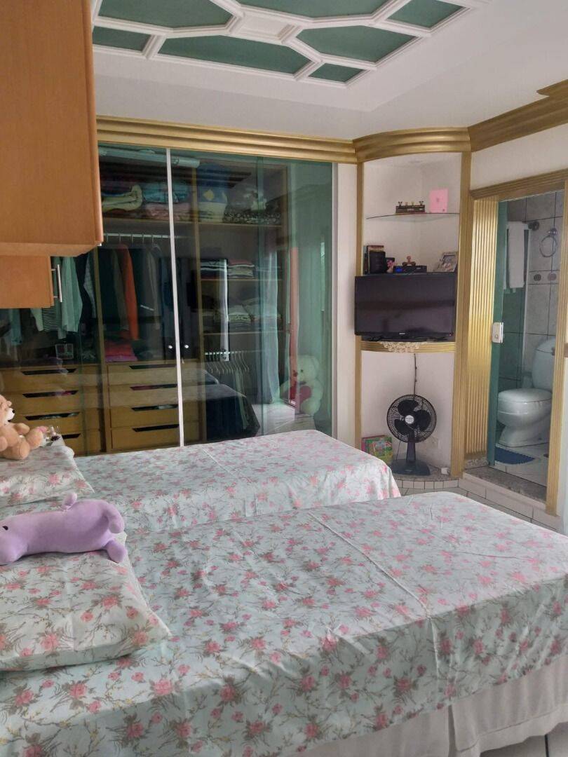 Sobrado, 4 quartos, 299 m² - Foto 8