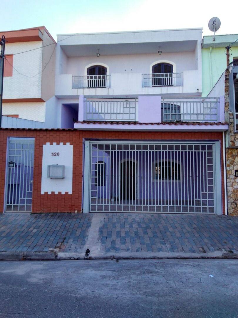 Sobrado, 5 quartos, 193 m² - Foto 1
