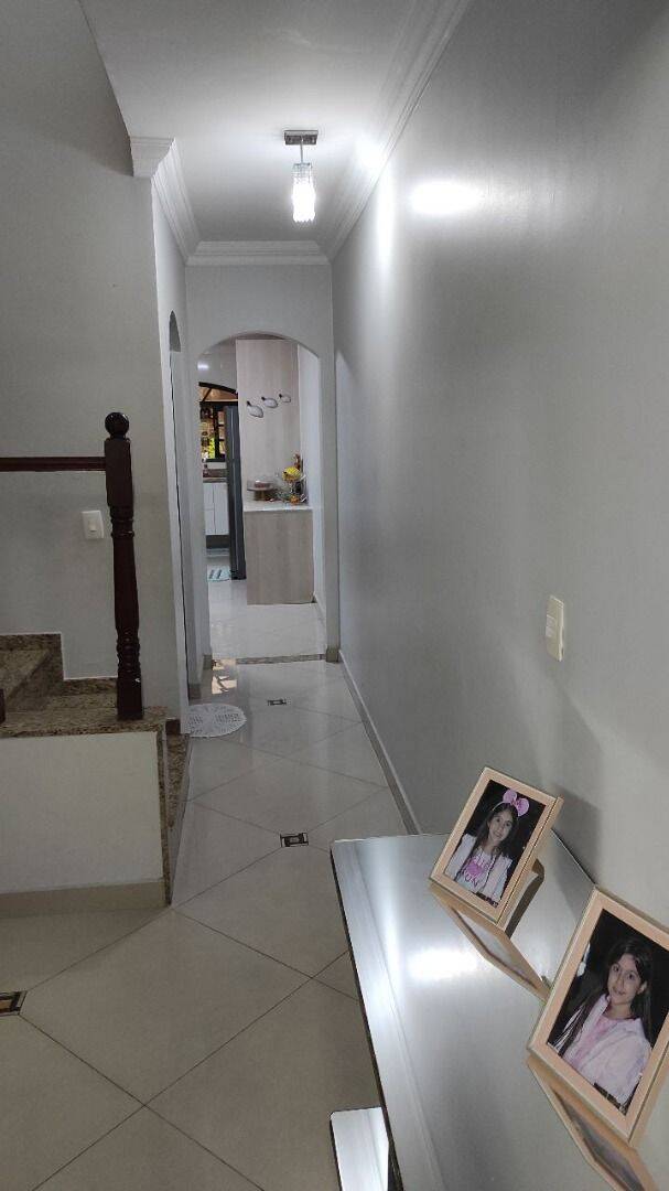 Casa, 4 quartos, 270 m² - Foto 3