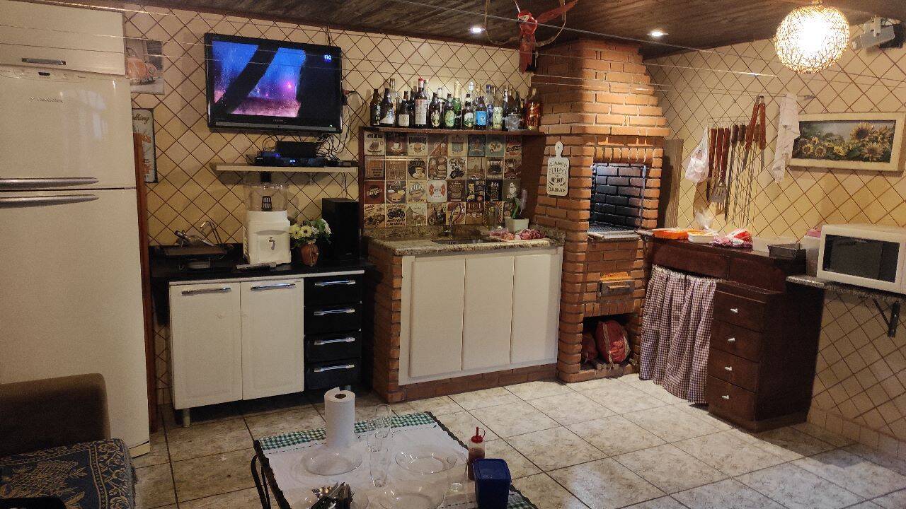 Casa, 4 quartos, 270 m² - Foto 5