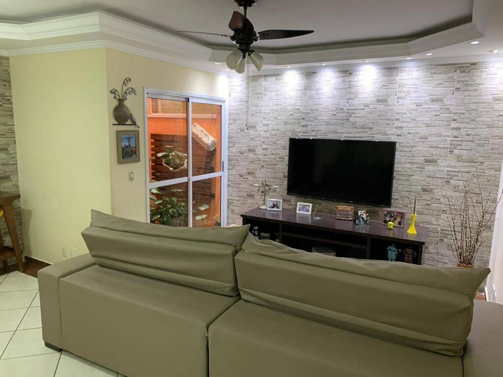 Sobrado, 4 quartos, 270 m² - Foto 1