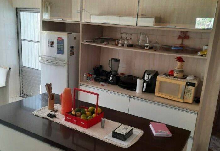 Casa, 5 quartos, 179 m² - Foto 2