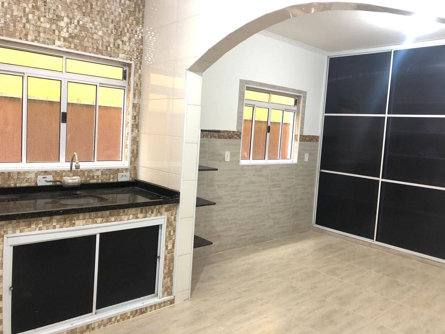 Sobrado, 3 quartos, 180 m² - Foto 1
