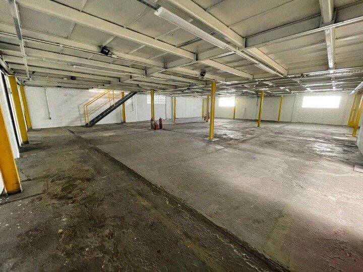 Depósito-Galpão, 1060 m² - Foto 4