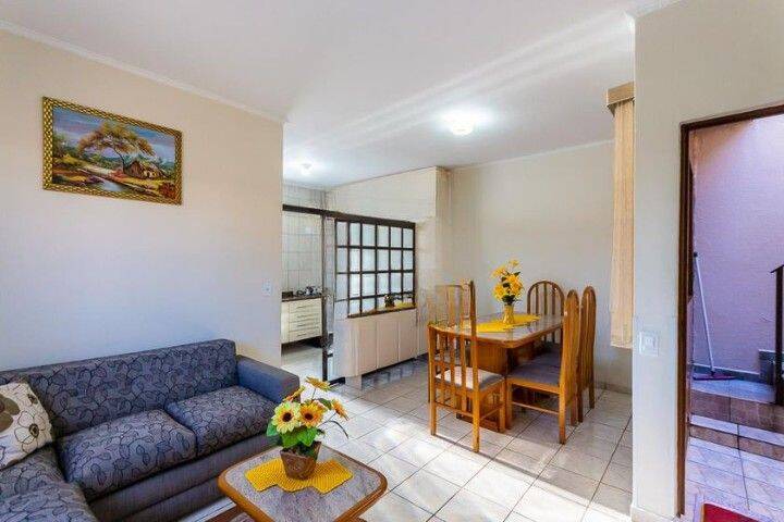 Casa, 2 quartos, 160 m² - Foto 1