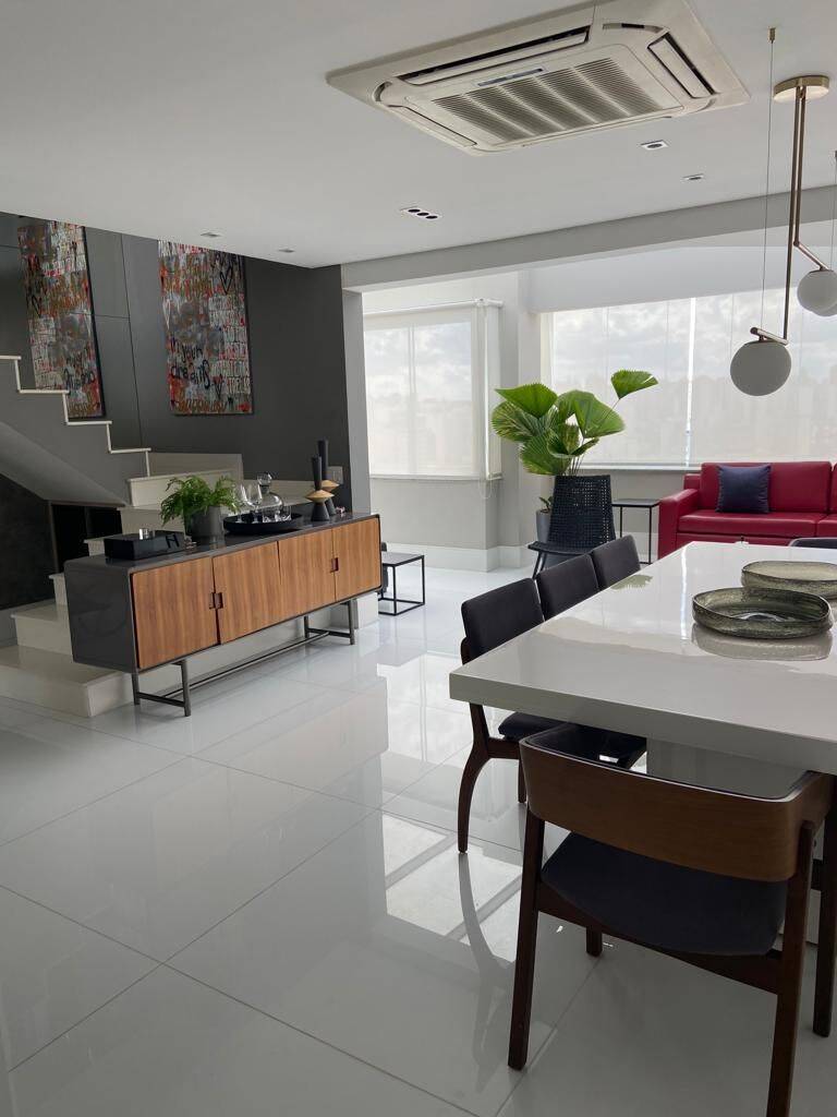 Cobertura, 3 quartos, 227 m² - Foto 2