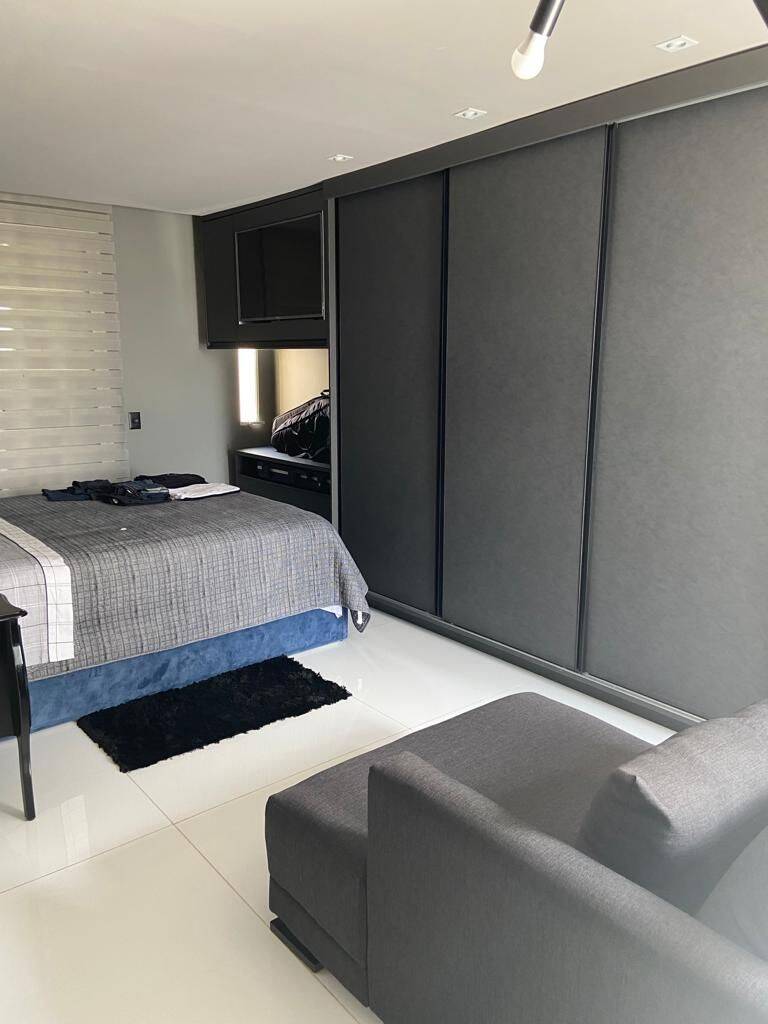 Cobertura, 3 quartos, 227 m² - Foto 9