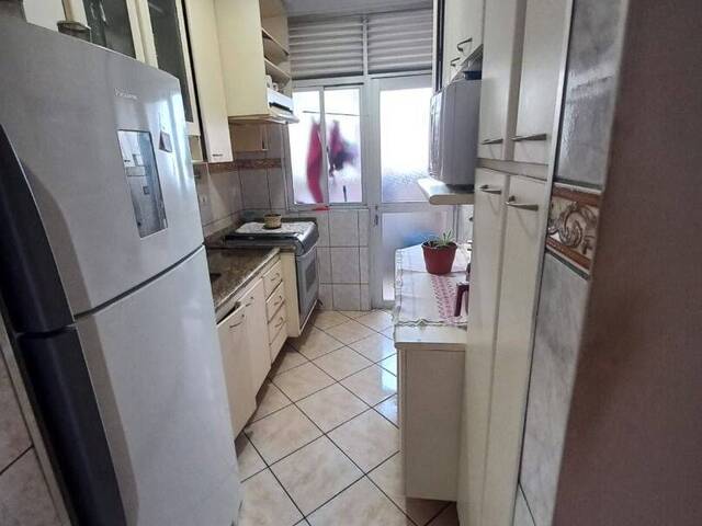 #AP0305 - Apartamento para Venda em  -  - 2