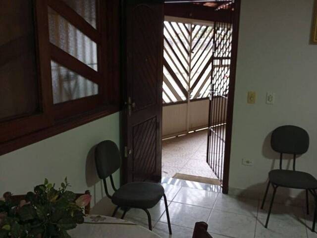 #CA0071 - Casa para Venda em  -  - 3