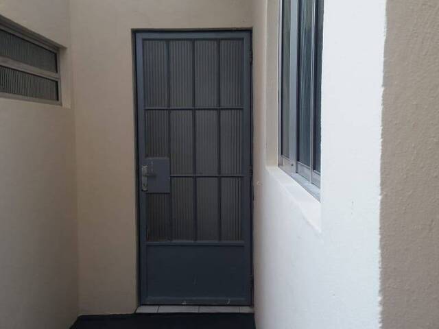 #CA0012 - Casa para Venda em  -  - 3