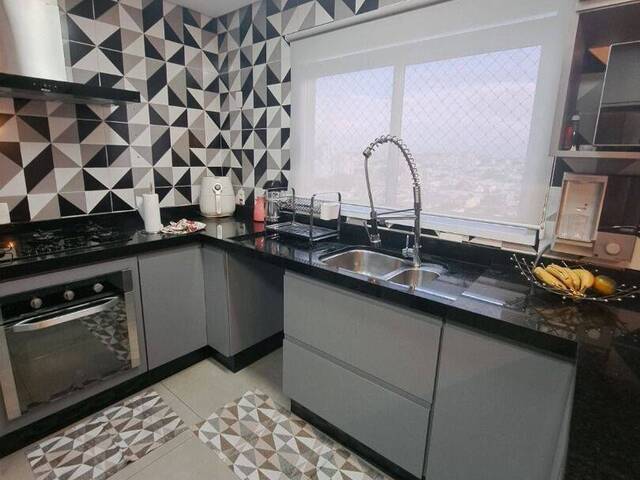 #AP0319 - Apartamento para Venda em  -  - 3