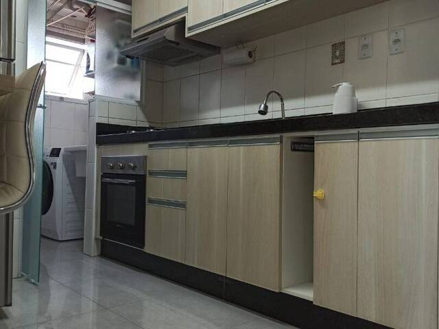 #AP0327 - Apartamento para Venda em  -  - 2